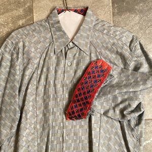 Robert Graham Dress Tshirt